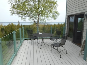 Side deck to enjoy meals and sunset views.