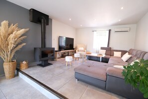 Holiday rental BARBENTANE house for rent living room
