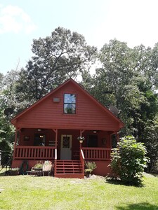 Farm Cabin w/ Fishing, Fire pit, Nature Trails & Swing Set