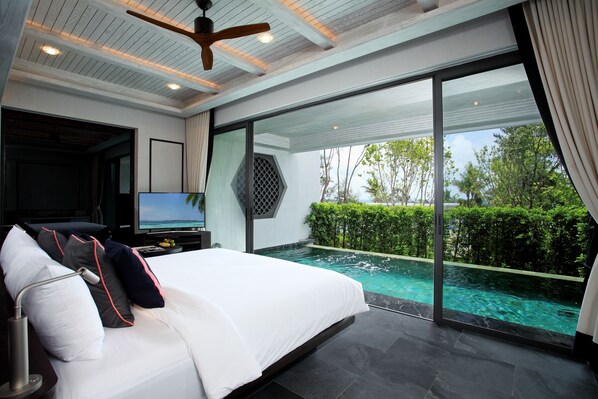 1Bedroom Baba Pool Suite Ocean View -01