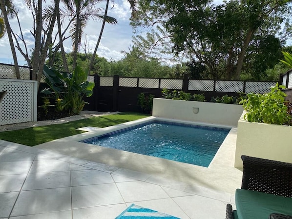 Stunning new sunny private pool area 