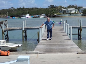 Captain Sam's Dock
Private with fish dresser and covered canopy 