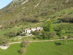 le gite est dans ce hameau 