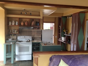 Kitchen/ Stove and all you need