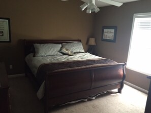 Master Bed Room - King Bed