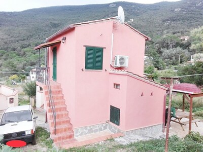 INDEPENDENT APARTMENT 'THE FISHERMAN'S VILLINO'