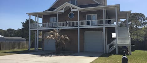 807 Fayetteville Avenue
Carolina Beach NC 28428