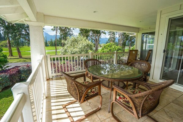 Lanai with dramatic view of mountains & world class Makai Golf Course