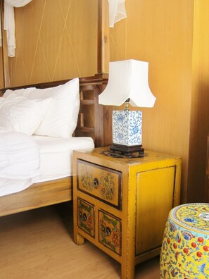 1 BR Oriental Decor@BTS Phrom Phong