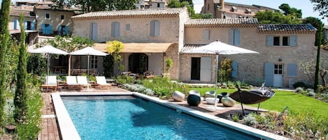 Mas d'Estieu - Cucuron - Luberon - France | fully renovated