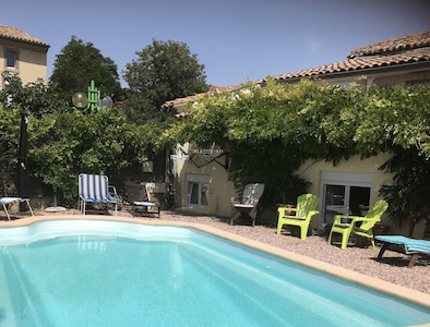 Private Swimming Pool  3 beds 2 baths Nr Carcassonne