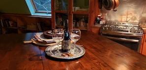 welcome wine on kitchen island