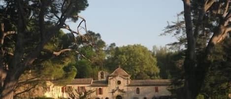 Le Hameau de Chateau l'Arc