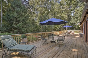 Cabin Exterior | Furnished Deck