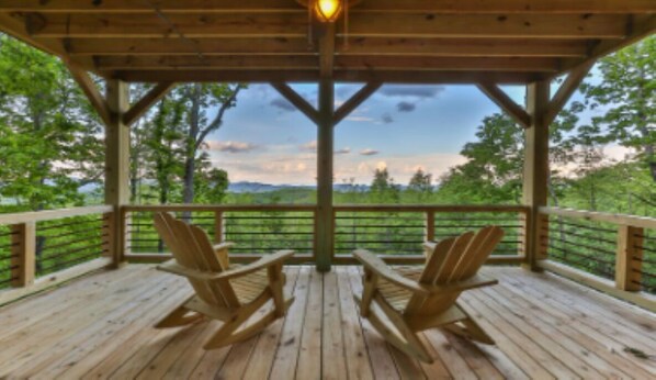 Imagine yourself escaping it all right here 