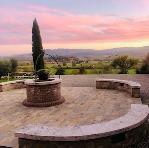 Sunset here at Cortile del Pozzo!