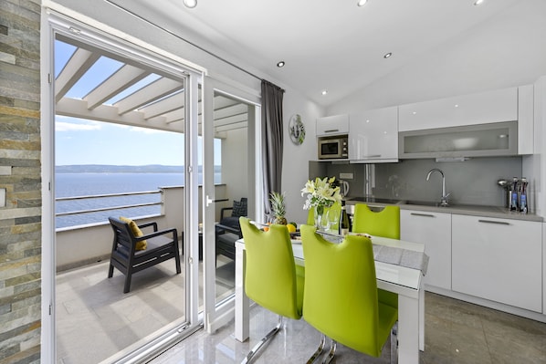 Kitchen with dining room