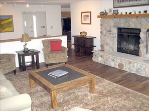 Living area - upper floor