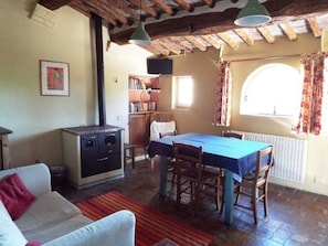 Living / Dining