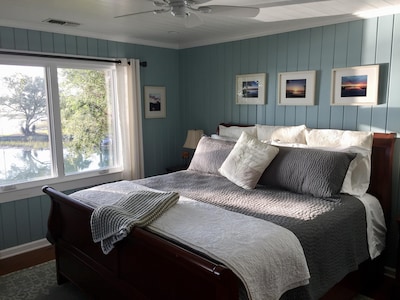 New Listing! Waterfront Bed and Breakfast - walk to Murrells Inlet Restaurants!