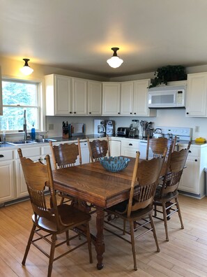 Kitchen area 