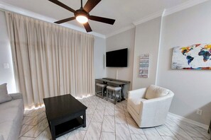Nice Smart TV in the living room!
