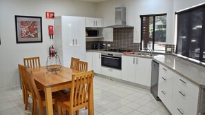 Kitchen and dining area.