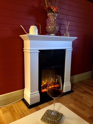 Illusion fireplace