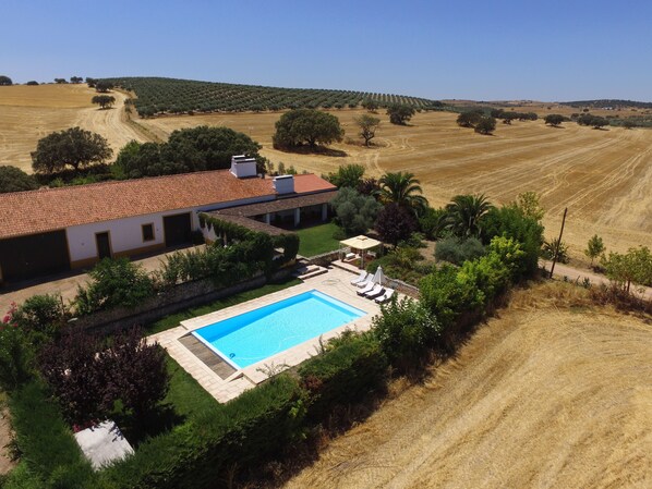 Vista aérea/Piscina  