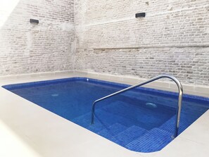 Rooftop pool
