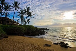 Paipu Beach - Your beautiful front yard