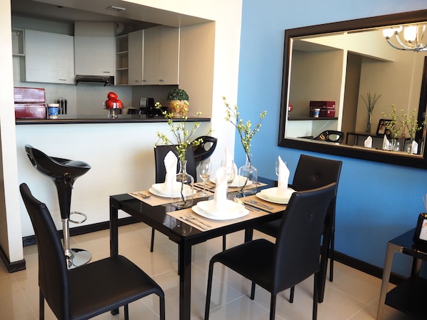 1BR Apartment in Suites de Marina Manila