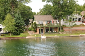 Clear Lake Resort - Lake Front Home - Cabin Ten