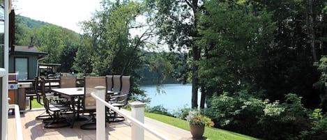 Cooperstown Baseball Rentals - "Anglewoods" is a cozy, yet modern cabin situated on beautiful Goodyear Lake, centrally located between Cooperstown and Oneonta.  A perfect location for baseball