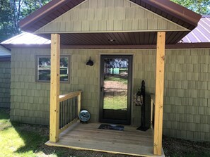 Newly renovated Country Cabin 