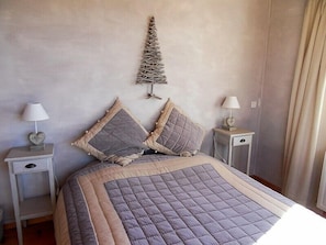 A double bedroom