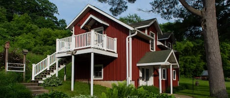 The Knapp Creek Guest House