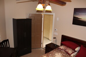 Entrance and wardrobe