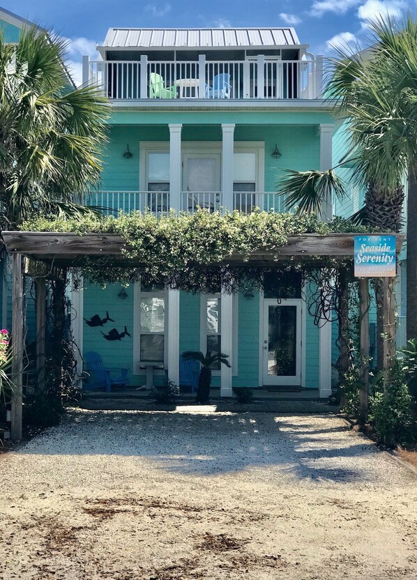 Welcome to Seaside Serenity, your home away from home.