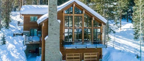 This skiers paradise is handicapped accessible with an elevator to each floor.