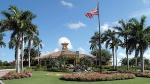 The beautiful clubhouse at Vasari