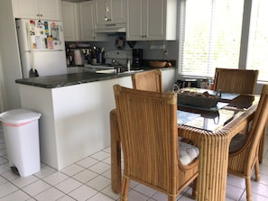 DiningRoom/Kitchen