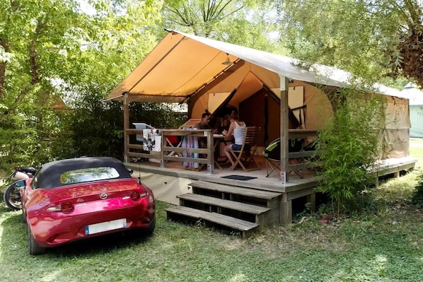 Extérieur