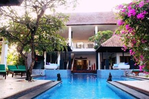 7 Bedroom Villa in Kerobokan Bali