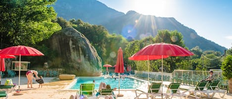 Piscina all'aperto