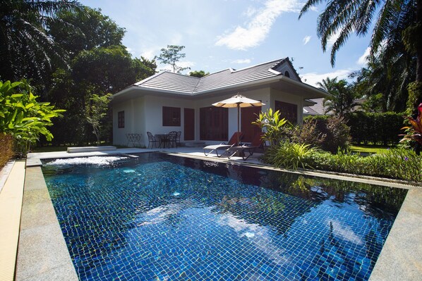 Alisea Pool Villas /2 Bedroom Pool Villa