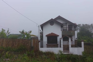 Vacation house for rent in Silang Cavite