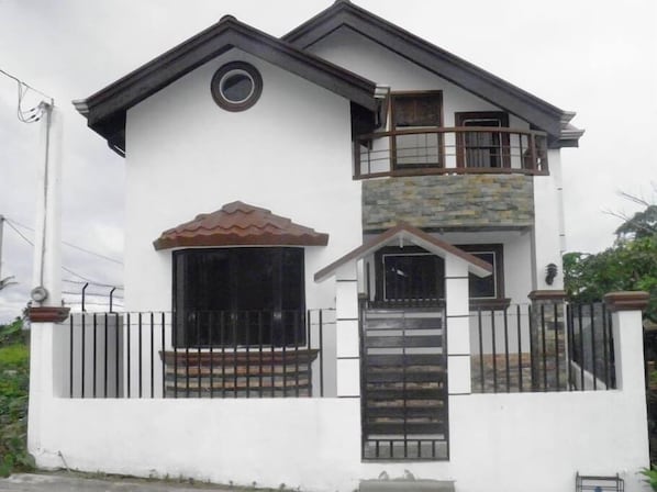 Vacation house for rent in Silang Cavite