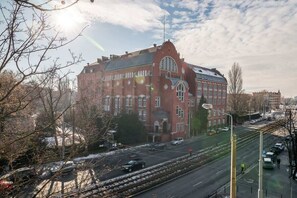 The view from the window overlooks the immediate neighbourhood with its historic architecture.