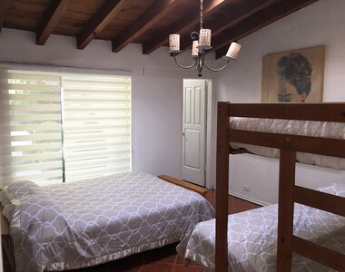 HERMOSA CASA SOLO UN NIVEL. Club de golf avándaro. ¡¡De ensueño!!